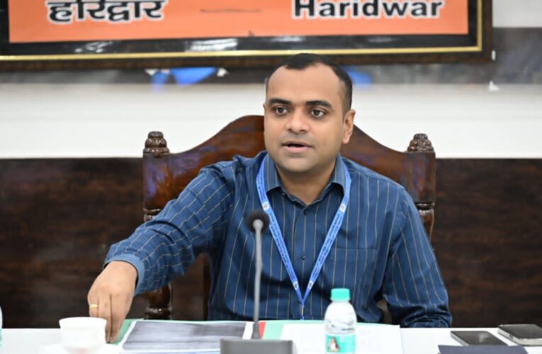 विधानसभा सामान्य निर्वाचन-2027 की तैयारियों को लेकर जिलाधिकारी मयूर दीक्षित ने निर्वाचन व्यवस्थाओं के लिए नोडल एवं सहायक नोडल अधिकारी किए नियुक्त